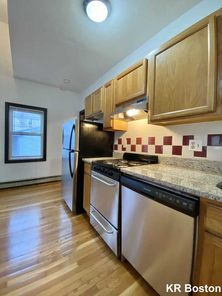 Shepard St. & Washington St. - Photo 6 of 50