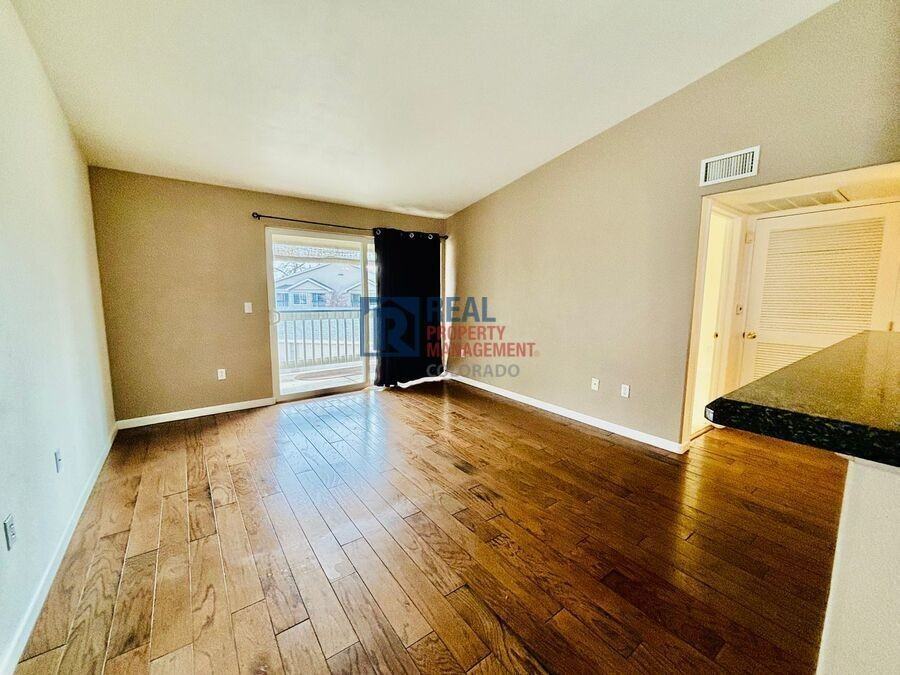 1166 Opal St #203 - Photo 5 of 12