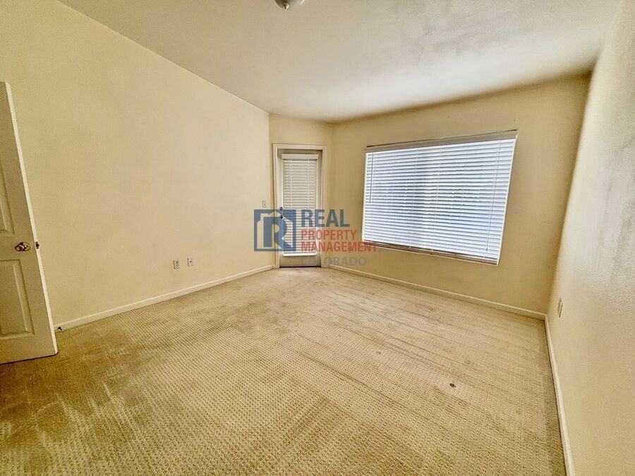 1166 Opal St #203 - Photo 7 of 12