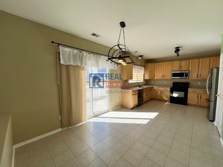 2474 E 127th Pl - Photo 2 of 15