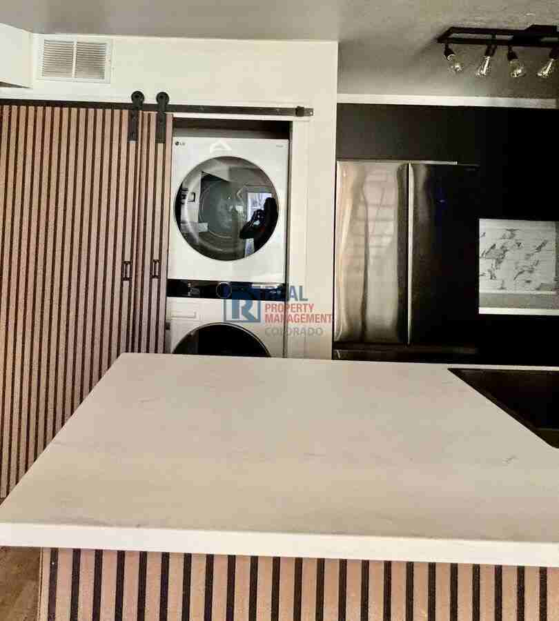 5041 Garrison St - Photo 5 of 12