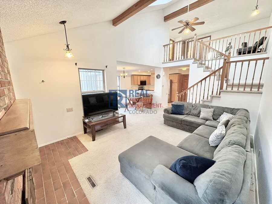 971 S Evanston Cir - Photo 3 of 21