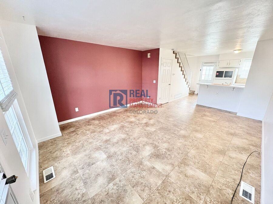 14466 E Hawaii Cir #E - Photo 2 of 13