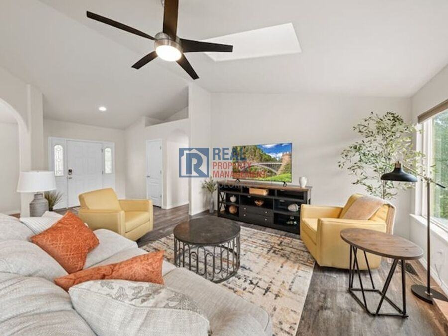 20231 Melanie Ann Ct - Photo 5 of 32