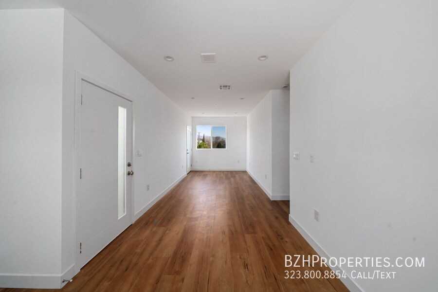 6338 Beck Ave #6338-1-2 - Photo 5 of 18