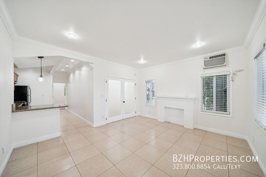 6680 De Longpre Ave #6680B - Photo 2 of 18