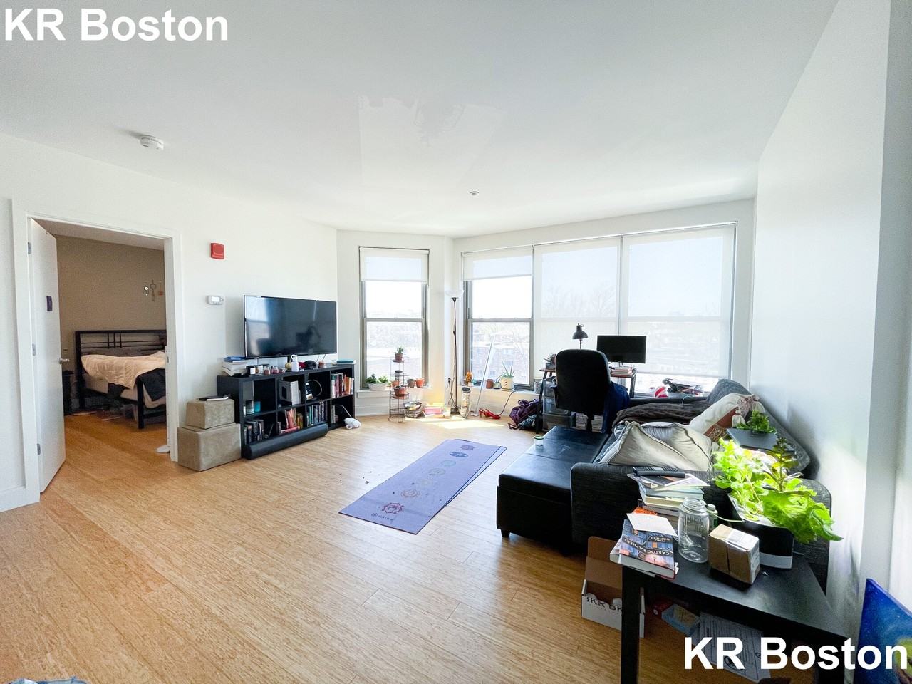 Malvern St. & Gardner Street #502 - Photo 2 of 28