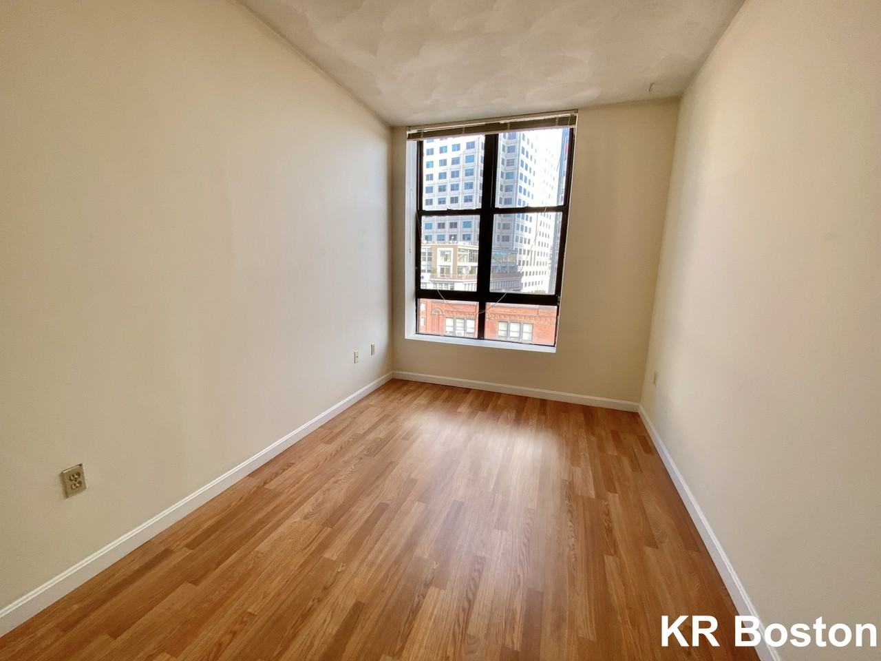 Essex St. & Washington Street #83 - Photo 2 of 16