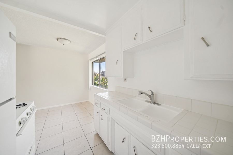 2038 S Holt Ave #16 - Photo 5 of 13