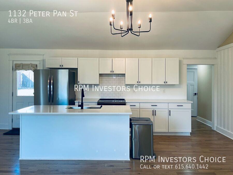 1132 Peter Pan St - Photo 4 of 25
