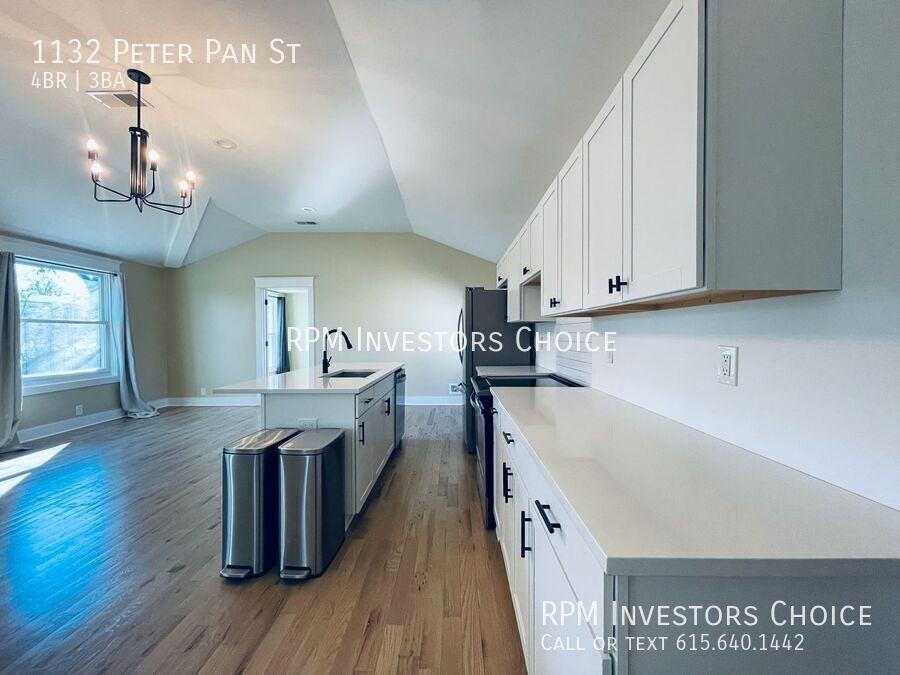 1132 Peter Pan St - Photo 6 of 25