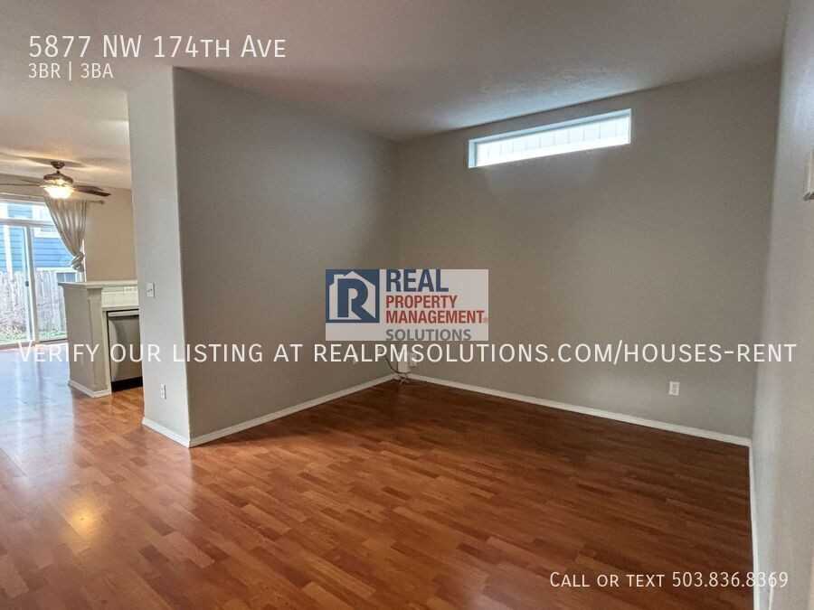 5877 Nw 174th Ave - Photo 5 of 28