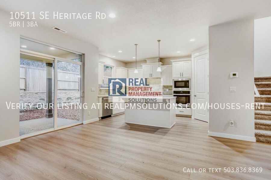 10511 Se Heritage Rd - Photo 7 of 32