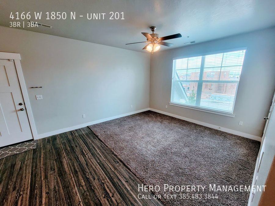 4166 W 1850 N #201 - Photo 6 of 23