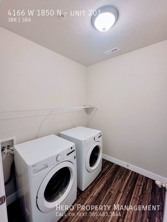 4166 W 1850 N #201 - Photo 7 of 23