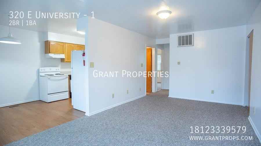320 E University St #1 - Photo 3 of 12