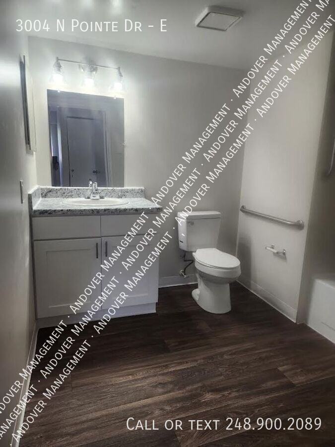 3004 N Pointe Dr #E - Photo 4 of 12