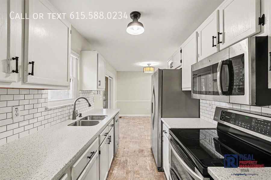 7184 Chester Rd - Photo 6 of 24