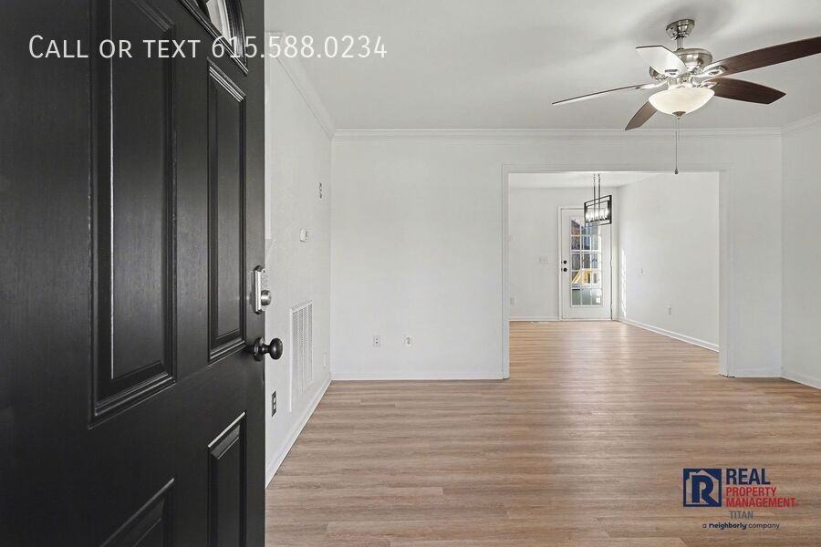 1505 Chapman Ln - Photo 4 of 31