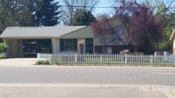 featured image of 19 E 17th Ave