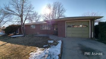 featured image of 1253 Vivian St