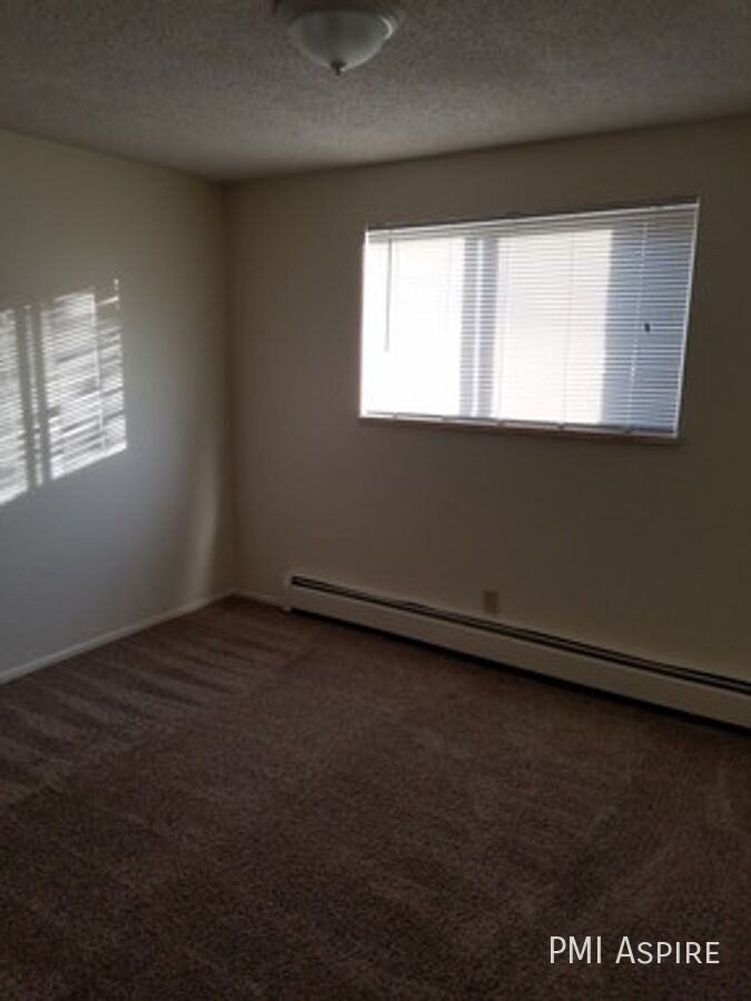 1060 17th Ave #1 - Photo 6 of 7