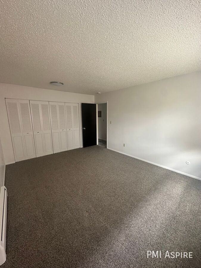 1631 14th Ave #102 - Photo 6 of 11