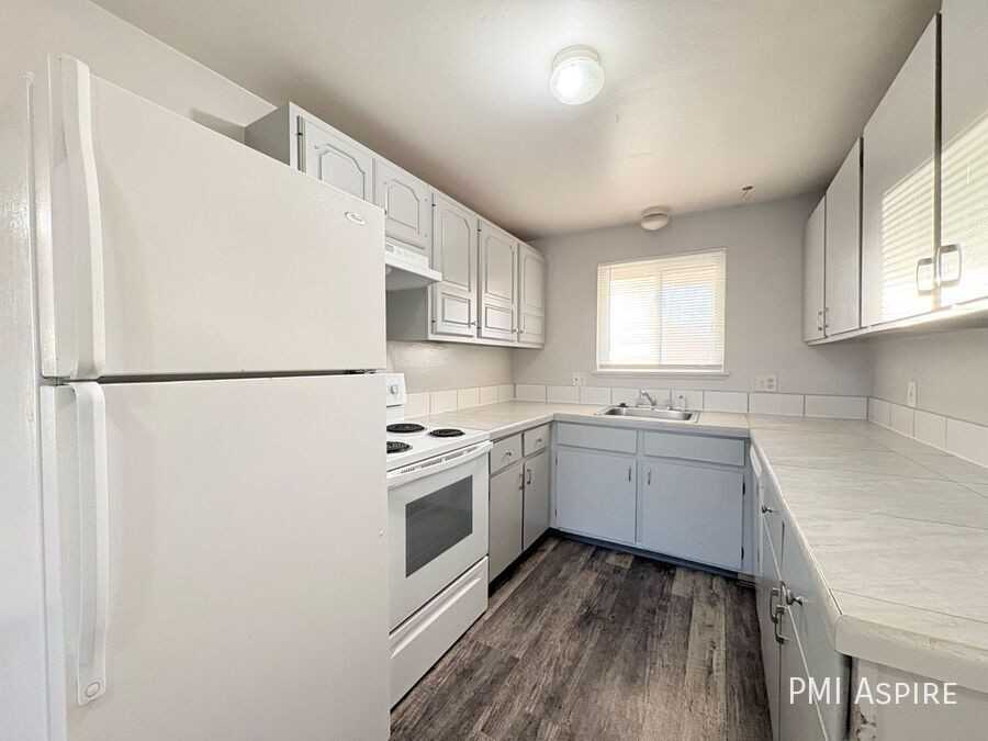 3492 Butternut Dr - Photo 4 of 13