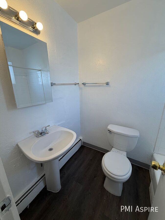 1351 Xenia St #1F - Photo 4 of 5