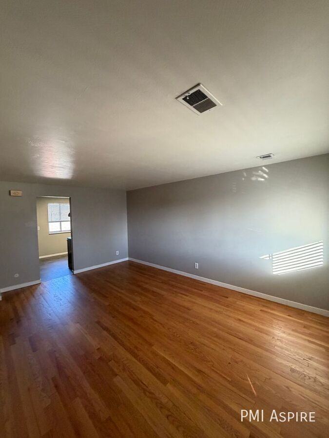 3675 Teller St Apt A #3675A - Photo 3 of 12