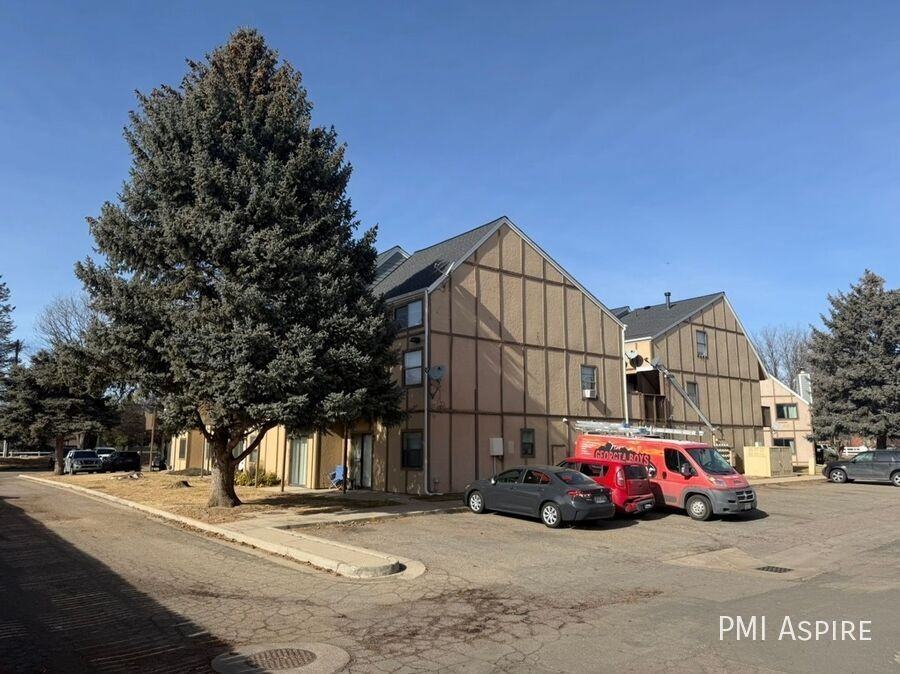 225 E 8th Ave Apt E5