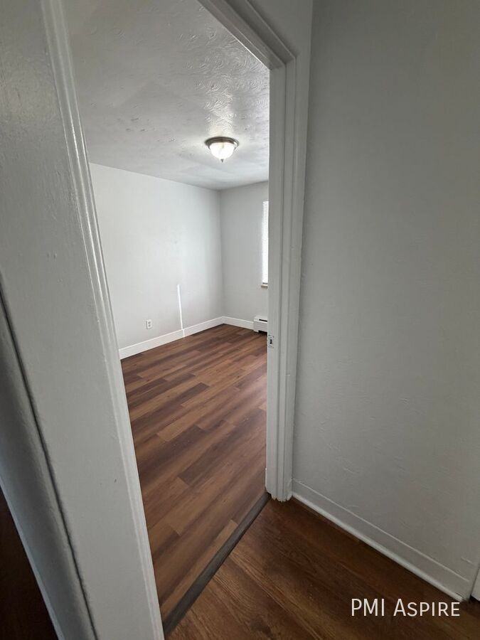 1740 W Mosier Pl #14 - Photo 6 of 9