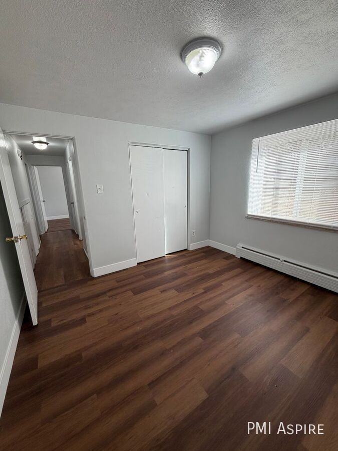 1740 W Mosier Pl #14 - Photo 7 of 9