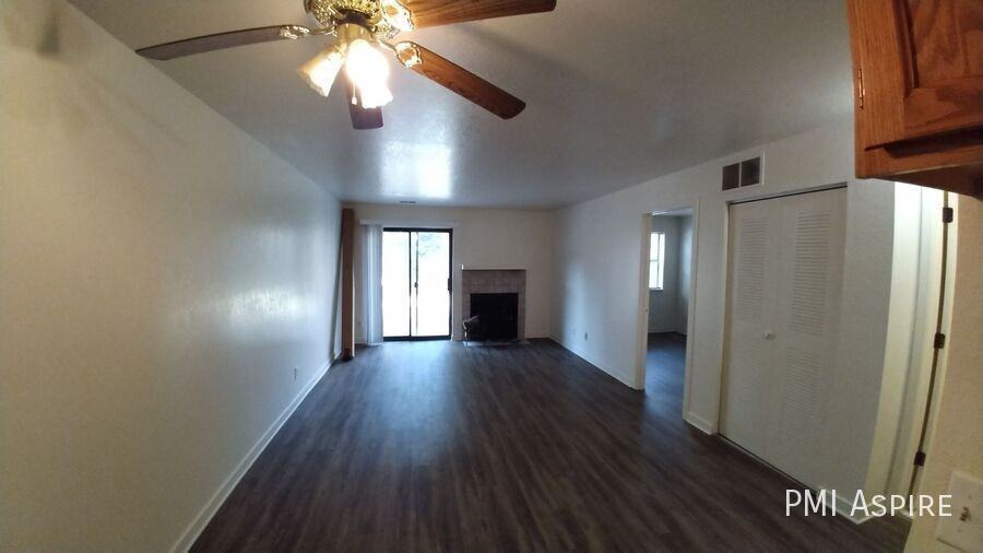 225 E 8th Ave Apt D8 - Photo 4 of 9