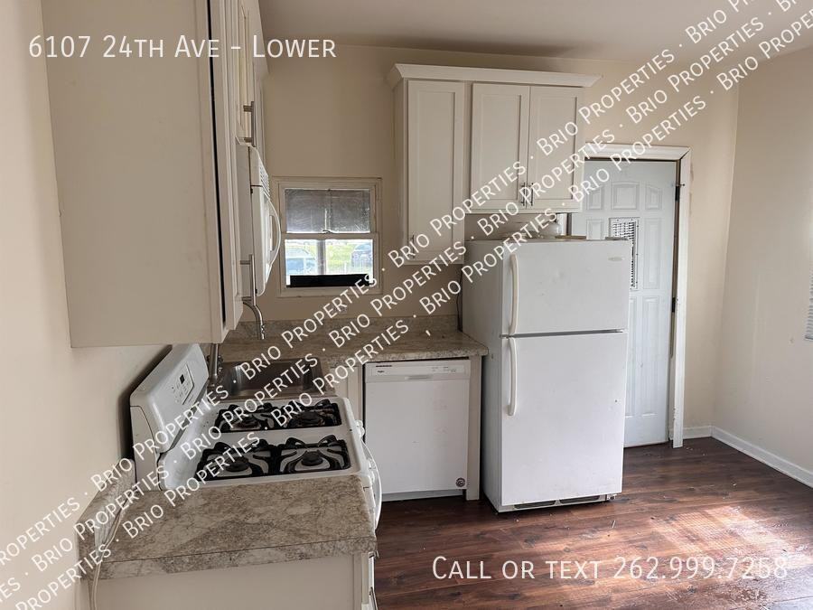 6107 24th Ave - Photo 3 of 9