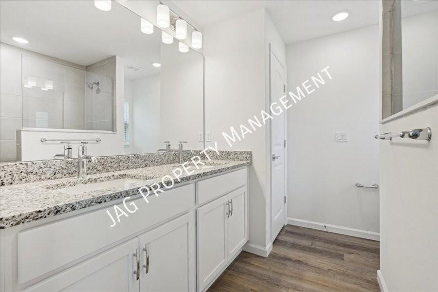 233 Bird Of Paradise Dr - Photo 4 of 27