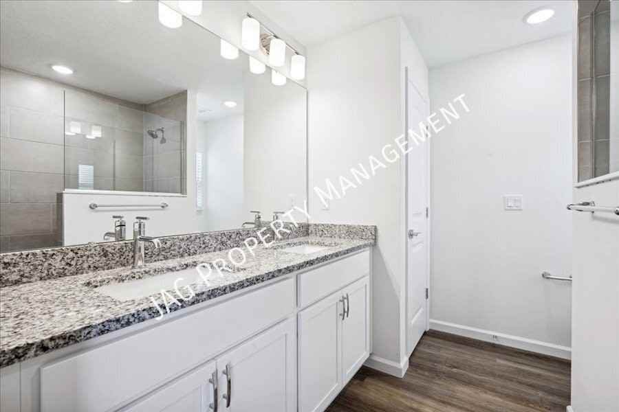 174 Underwood Trl - Photo 3 of 26