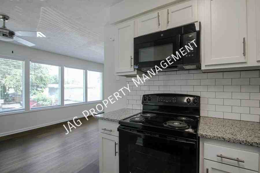 1426 Berrier St #4 - Photo 7 of 31