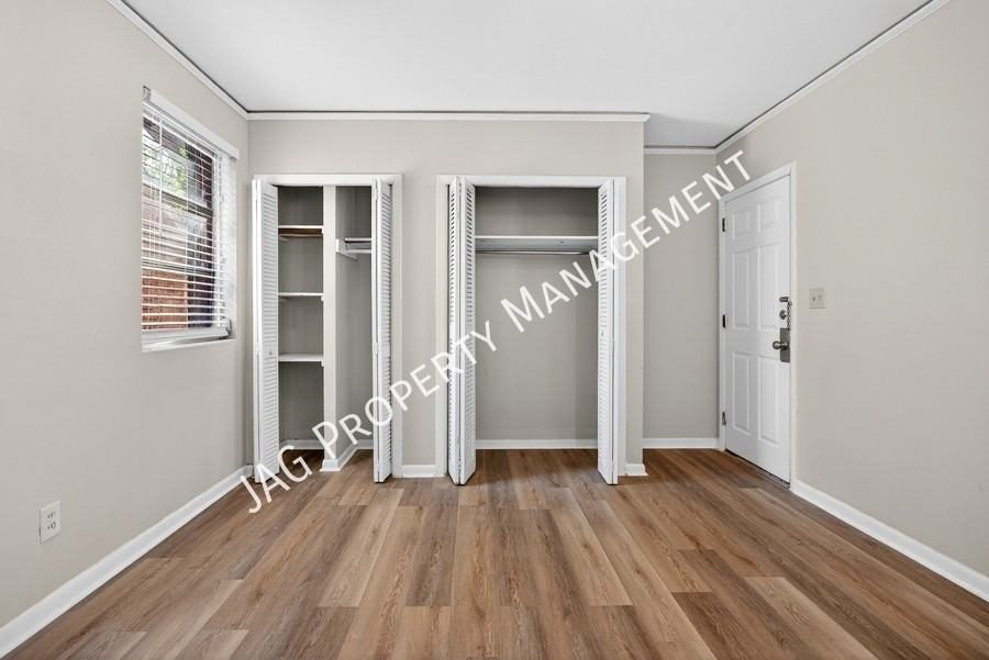 1123 Lasalle St #2 - Photo 6 of 23