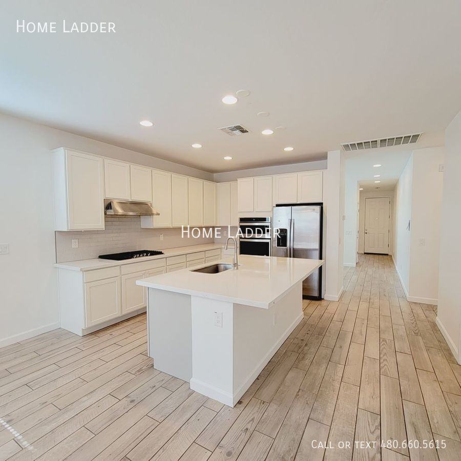 13337 W Lariat Ln - Photo 5 of 23