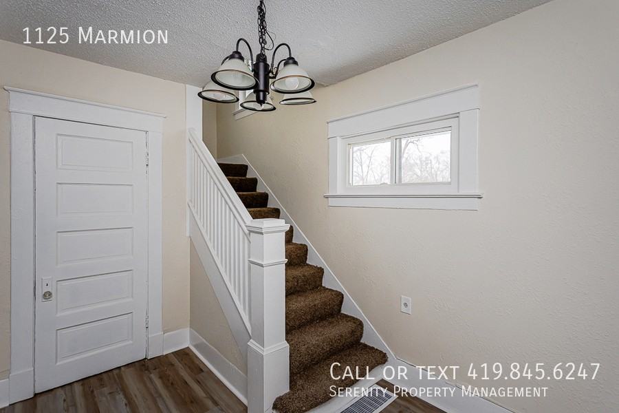 1125 Marmion Ave - Photo 2 of 18