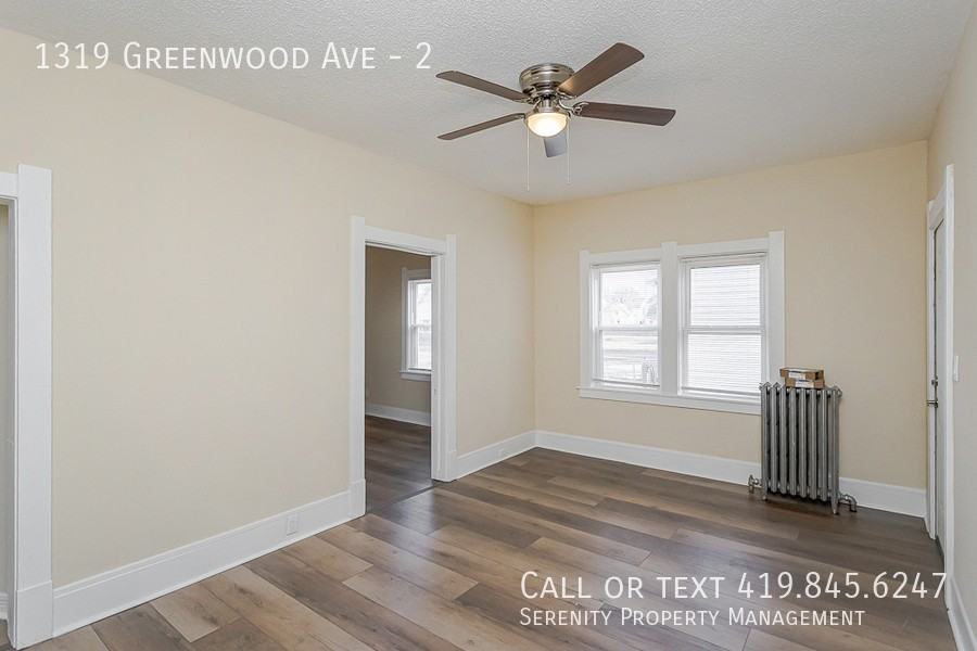 1319 Greenwood Ave #2 - Photo 5 of 12