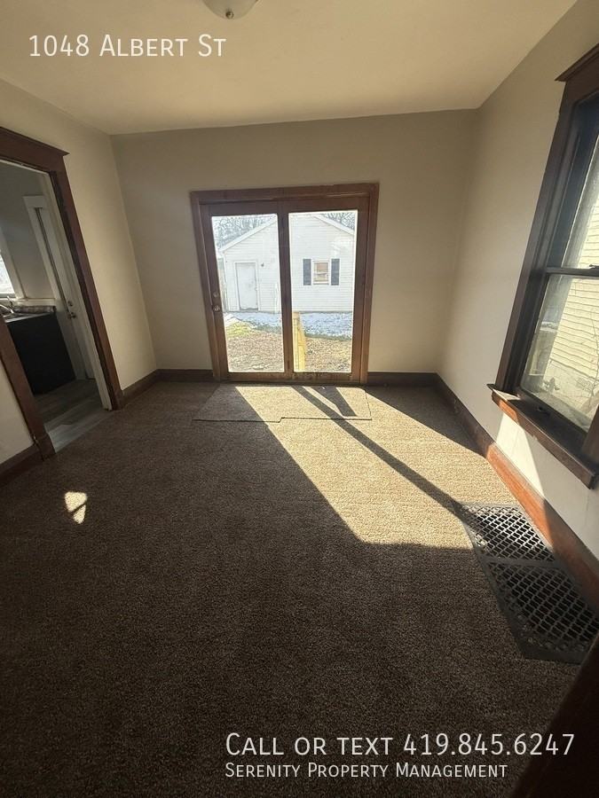 1048 Albert St - Photo 2 of 13