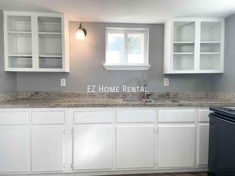 7515 Bayway Dr #2 - Photo 6 of 18