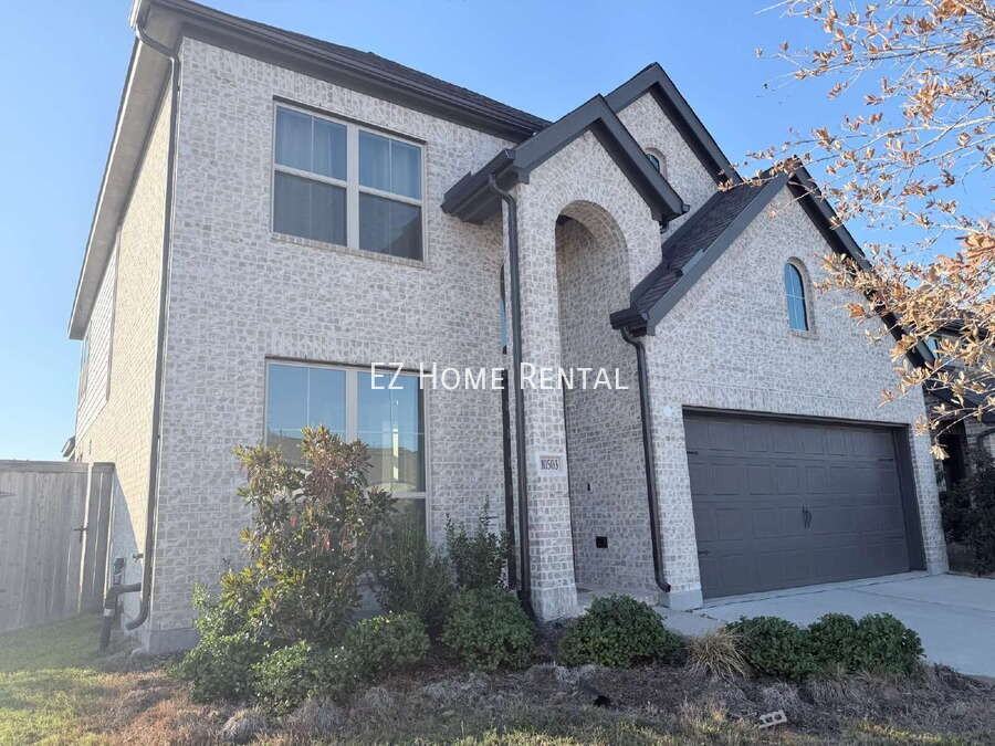 10503 Shinning Dawn Way - Photo 2 of 40