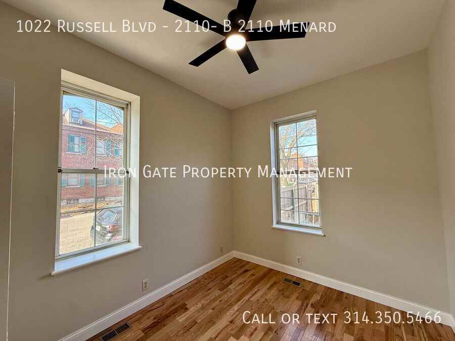 2110 2110 Menard Unit #B - Photo 5 of 10