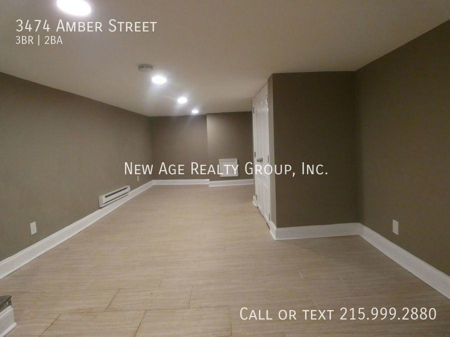 3474 Amber St - Photo 6 of 23