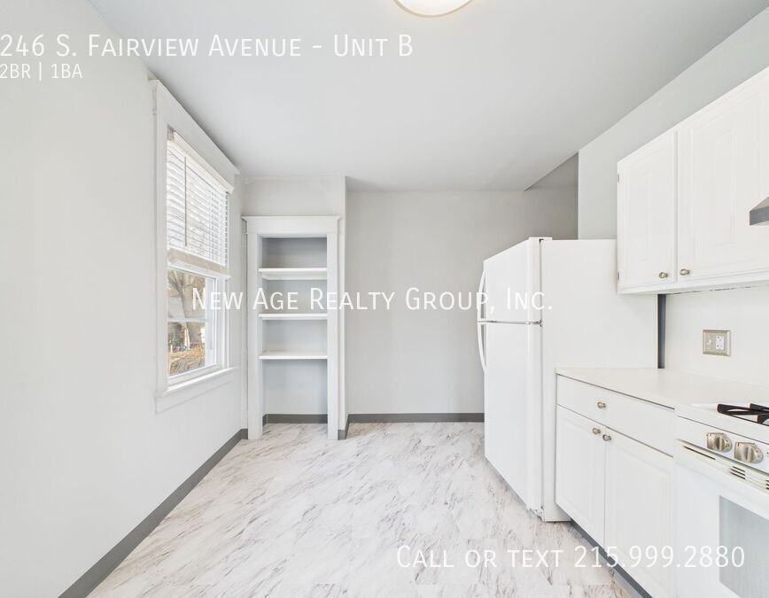 246 S Fairview Ave #B - Photo 4 of 10
