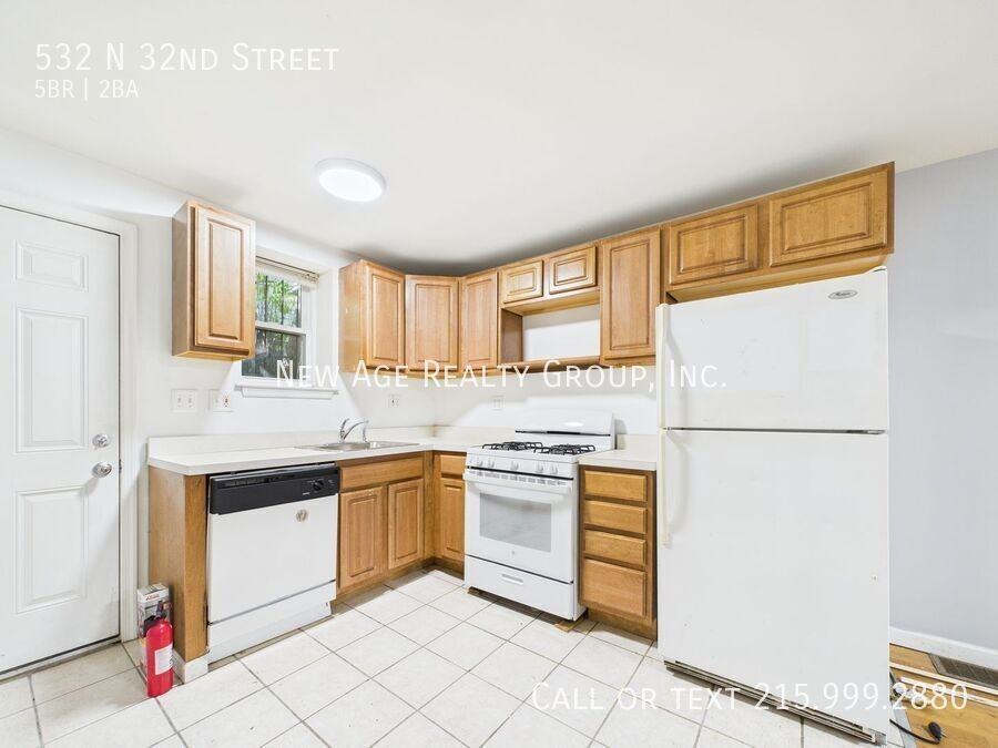 532 N 32nd St - Photo 4 of 13