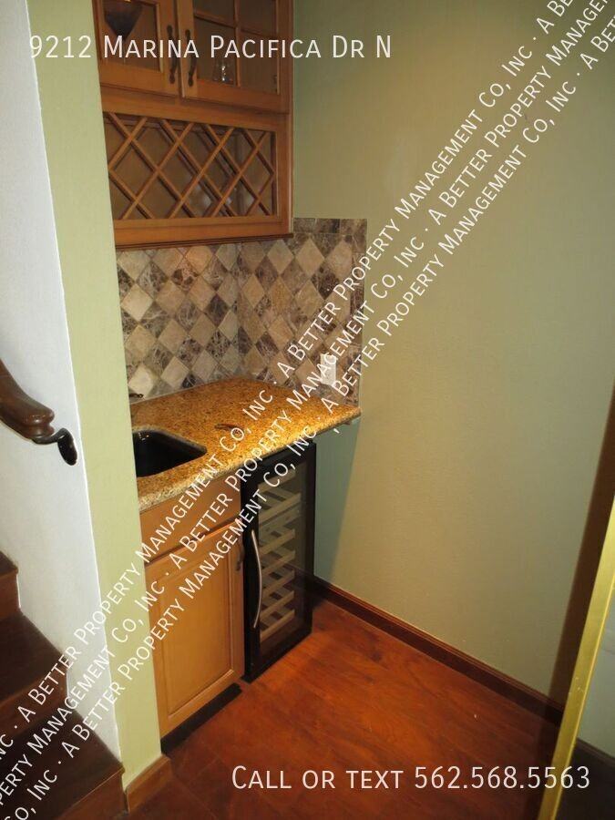 9212 Marina Pacifica Dr N - Photo 7 of 15